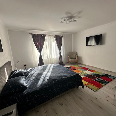 FăgăraşCasa Grandeアパートメント エクステリア 写真